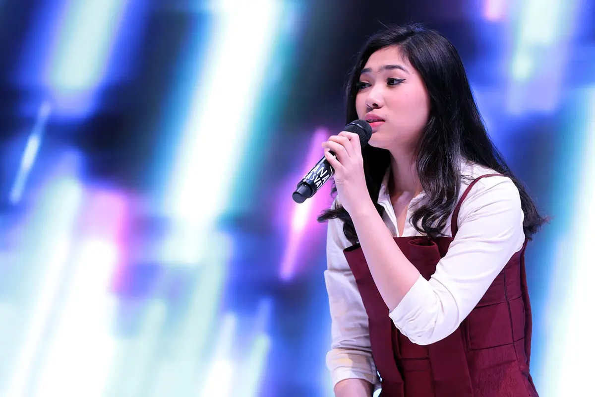 [Bintang] Isyana Sarasvati