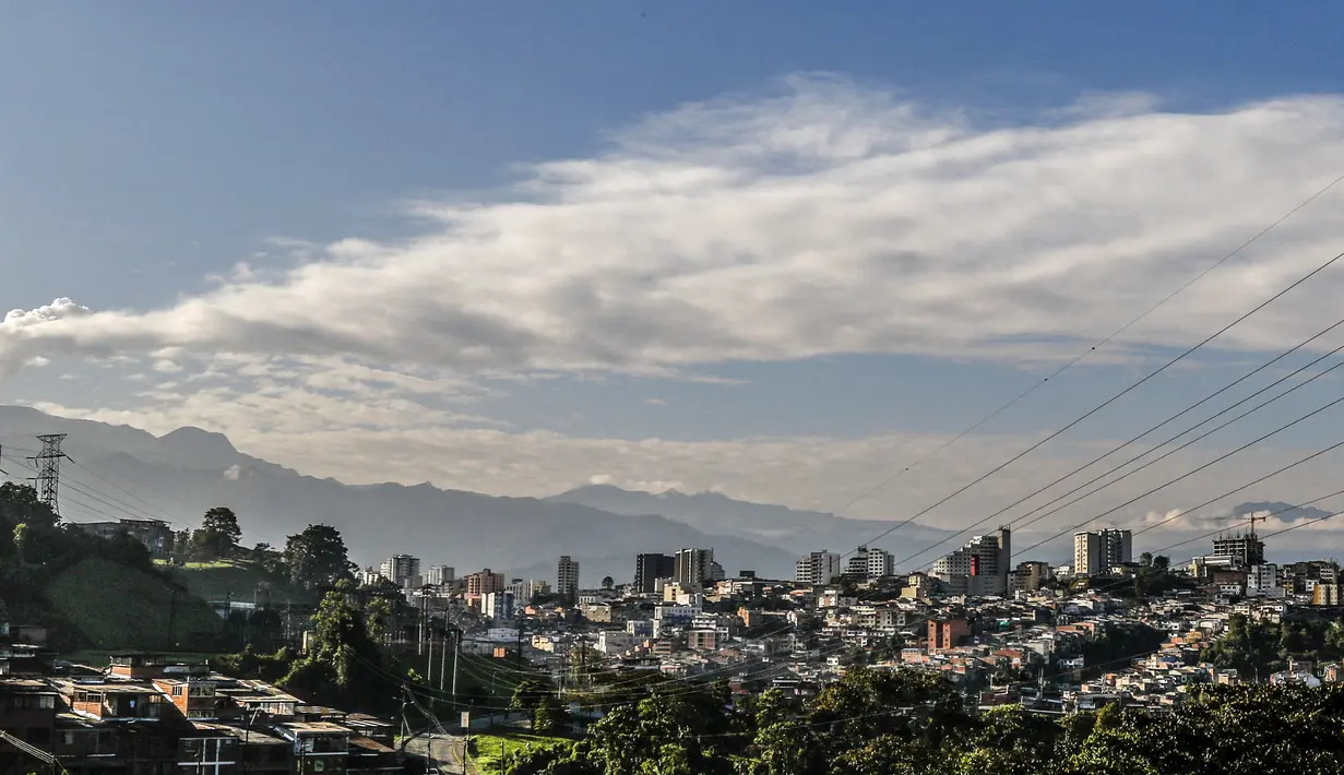 Aktivitas seismik telah meningkat di gunung berapi Nevado del Ruiz Kolombia, yang menewaskan 25.000 orang dalam letusan 38 tahun lalu. (JJ BONILLA / AFP)