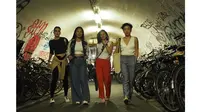 7 Potret Keseruan Luna Maya Liburan di Jepang Bareng Sahabat