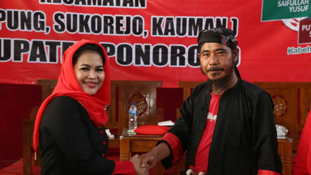 Calon Wakil Gubernur Jawa Timur Puti Guntur Soekarno
