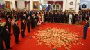 Presiden Joko Widodo (Jokowi) mengambil sumpah jajaran menteri dalam rangkaian pelantikan Kabinet Indonesia Maju di Istana Negara, Jakarta, Rabu (23/10/2019). Sebanyak 34 menteri dan empat pejabat setingkat menteri Kabinet Indonesia Maju periode 2019-2024 resmi dilantik. (Liputan6.com/Angga Yuniar)