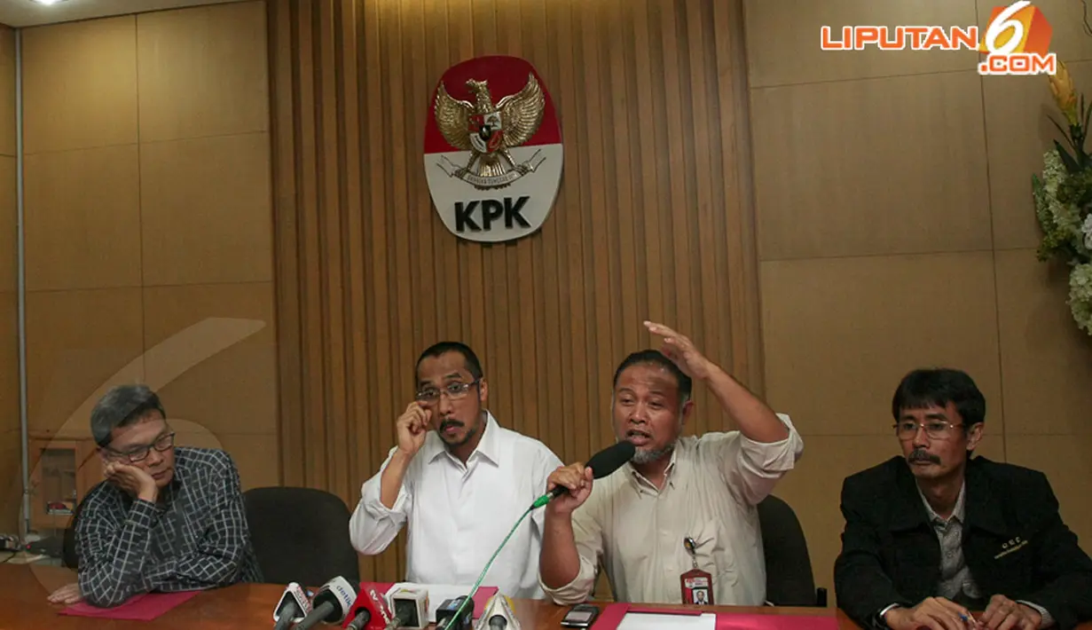 Hadi disangkakan melanggar Pasal 2 ayat (1) dan atau Pasal 3 Undang-Undang Pemberantasan Tindak Pidana Korupsi juncto Pasal 55 ayat (1) ke-1 KUHP, Jakarta,Senin (21/4/2014) (Liputan6.com/Faizal Fanani).