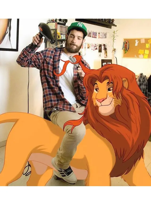 Pria Ini Edit Fotonya dengan Karakter Disney, 6 Hasilnya Bikin Ngakak