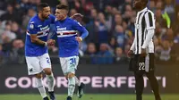 Fabio Quagliarella (kiri) turut memberikan assist saat Sampdoria menghadapi Juventus  (MARCO BERTORELLO / AFP)
