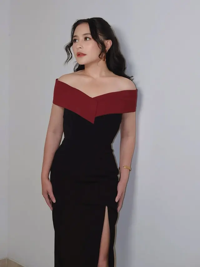 Potret Romantis Prilly Latuconsina dan Omara Esteghlal di Premiere Film Terbaru, Tampil Serasi dengan Busana Klasik