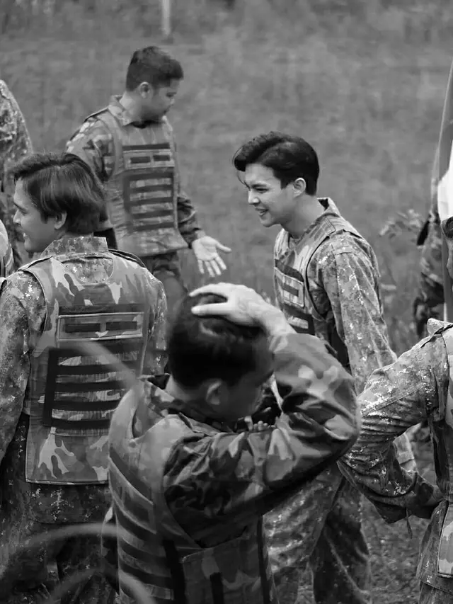 6 Pemotretan Personel Adam Musik Bertema Sumpah Pemuda, Berseragam Tentara