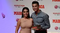 Georgina Rodriguez merupakan kekasih Cristiano Ronaldo, mega bintang sepak bola, sekaligus kapten timnas Portugal yang berstatus juara bertahan. (Foto: AFP/Javier Soriano)