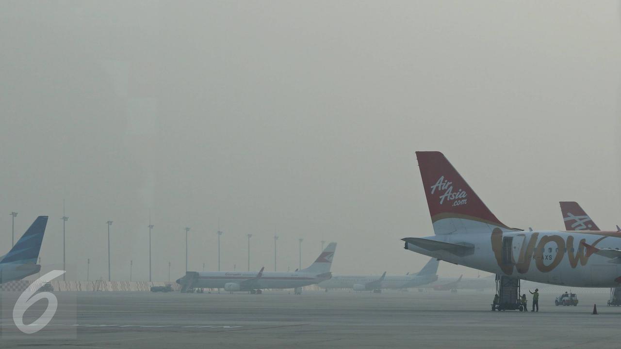 20151026-Kabut Asap Mulai Masuki Bandara Soekarno-Hatta 