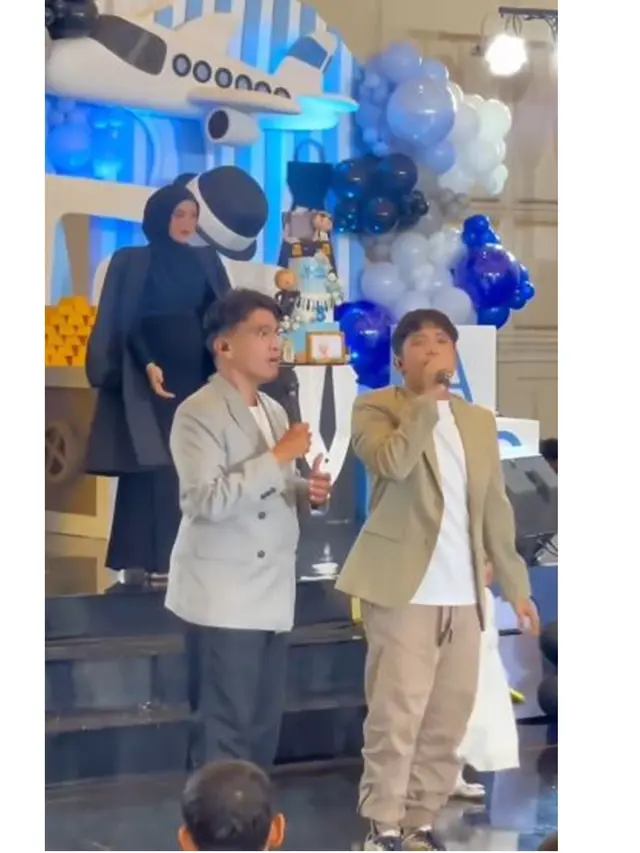 9 Potret Artis di Ultah ke-3 Levian Anak Lesti Kejora-Rizky Billar, Bertabur Bintang