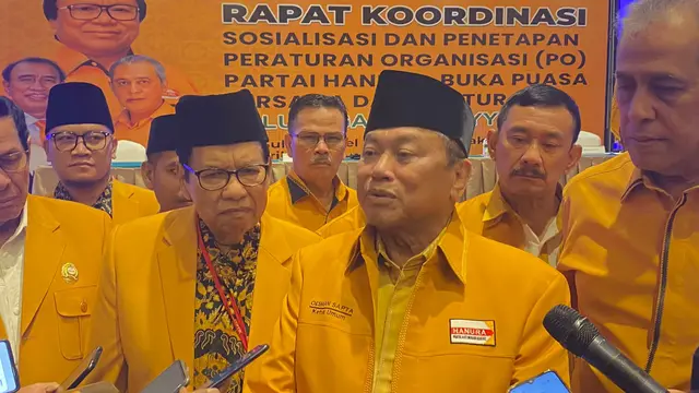Partai Hati Nurani Rakyat (Hanura) mendapat energi baru untuk menghadapi Pemilihan Umum atau Pemilu 2024. Sebab, ratusan Kiai Nahdlatul Ulama (NU) dari seluruh Indonesia resmi menyatakan diri bergabung dan siap berjuang bersama Partai Hanura.
