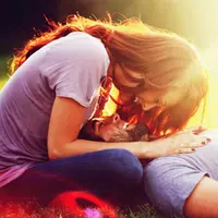 Inilah 8 pesan cinta paling romantis yang akan membuat hubunganmu dengannya semakin harmonis dan bahagia.