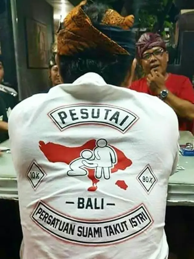 6 Desain Tulisan di Kaus Ini Kocak Banget, Bikin Geleng Kepala