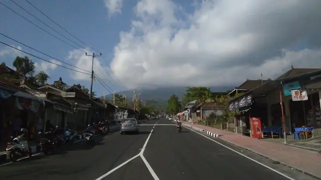 Tenda untuk Pengungsi Gunung Agung Mulai Disiapkan