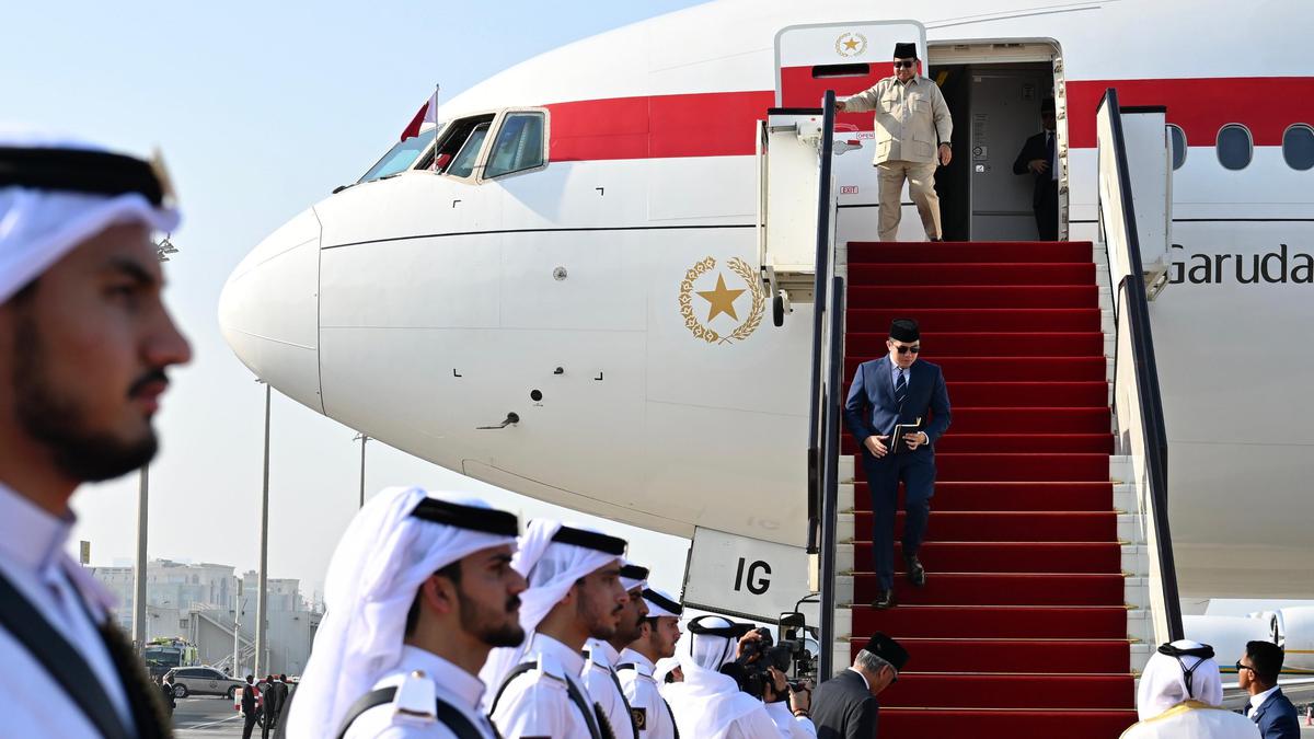 Tiba di Doha, Prabowo Gelar Pertemuan dengan Emir Qatar Pascaserangan Israel