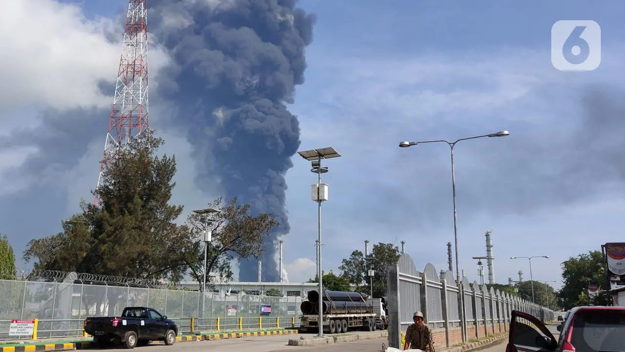 Kebakaran Hebat Kilang Pertamina Balongan