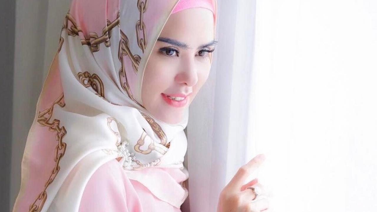 [Bintang] Hijab Angel Lelga