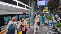 Penjualan Tiket KA saat Nataru Sentuh 3,3 Juta dari 3,5 Juta Kursi