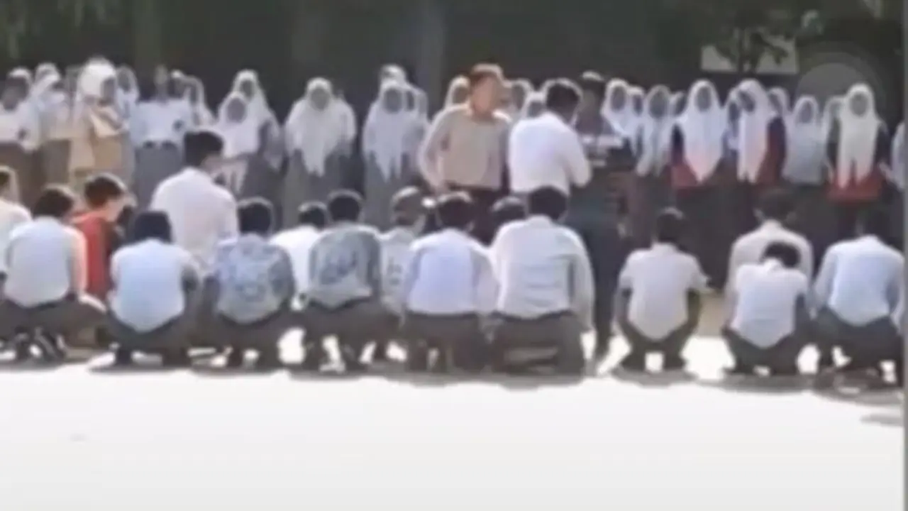 Screenshot video penganiayaan oknum guru SMA di Bekasi kepada siswanya