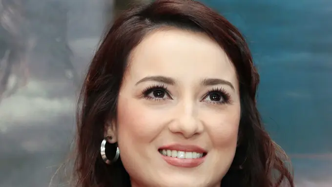 [Bintang] Julie Estelle