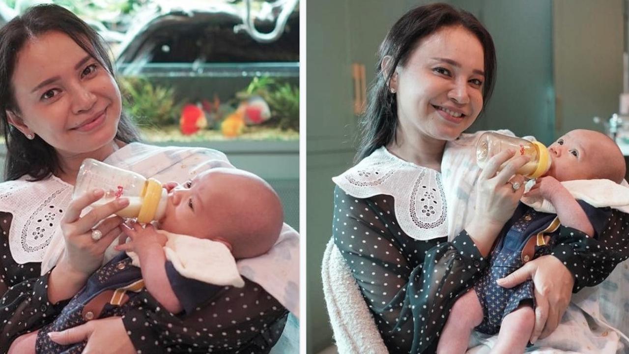 Rossa momong bayi Rayyanza (Foto: Instagram/@itsrossa910)