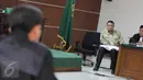 Mantan Direktur PT Bursa Berjangka Jakarta Mochammad Bihar Sakti Wibowo ketika menjalani sidang lanjutan terkait kasus penyuapan kepada Kepala Bappeti Syahrul Raja Sempurnajaya, di Pengadilan Tipikor, Jakarta, Senin (6/7). (Liputan6.com/Helmi Afandi)