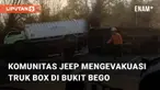 Beredar video viral terkait sebuah truk yang terguling. Kejadian tersebut berada di sekitar Bukit Bego