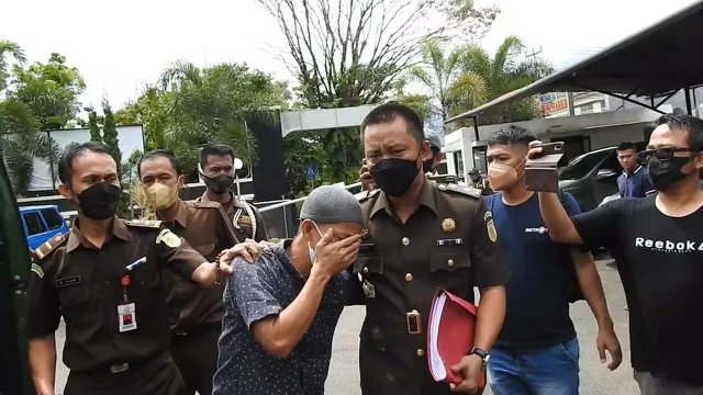 Kejaksaan Negeri (Kejari) Garut, Jawa Barat akhirnya membebaskan Comara, warga miskin yang melakukan pelaku pencurian handphone melalui Restorative Justice (RJ) demi kemanusiaan.