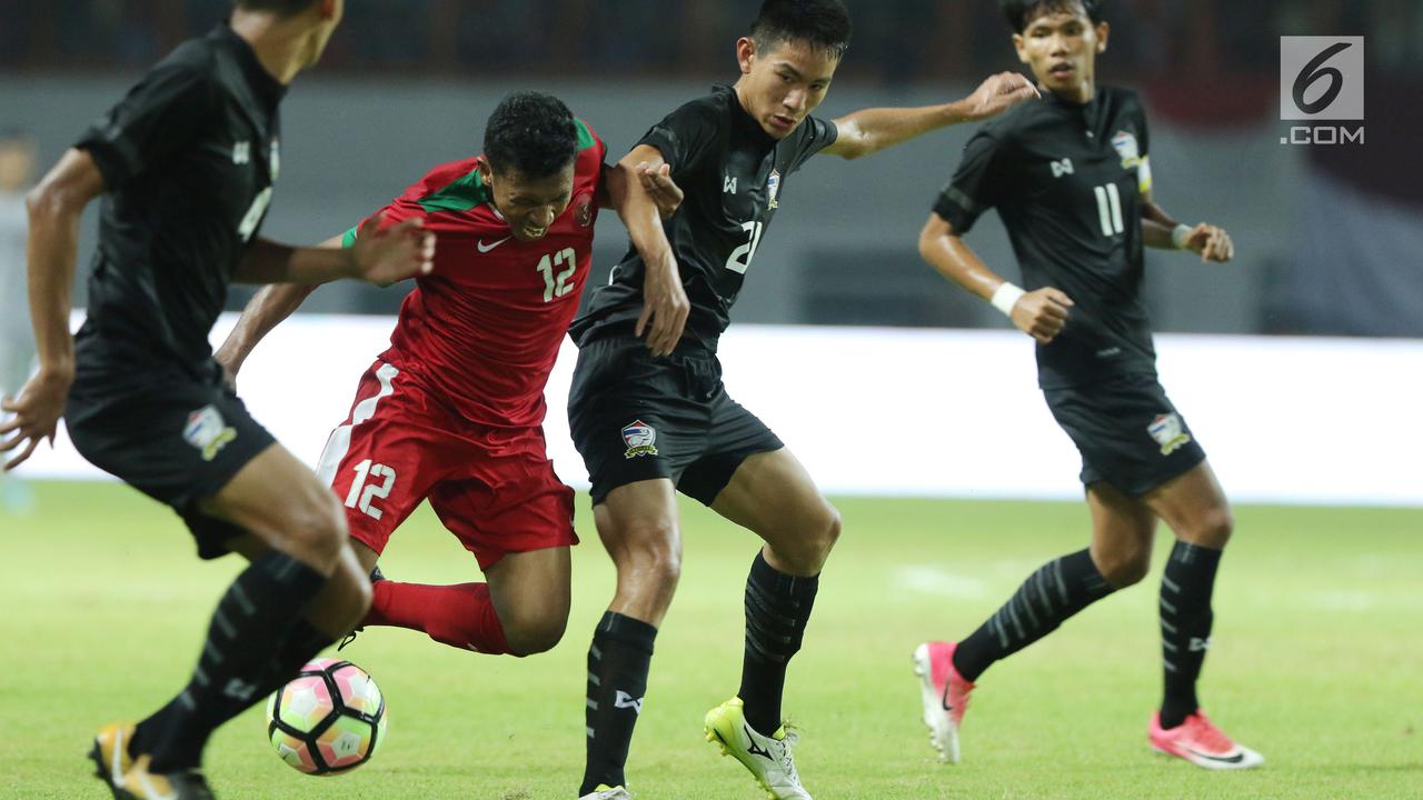 PHOTO: Timnas Indonesia U-19 Hajar Thailand di Laga Persahabatan
