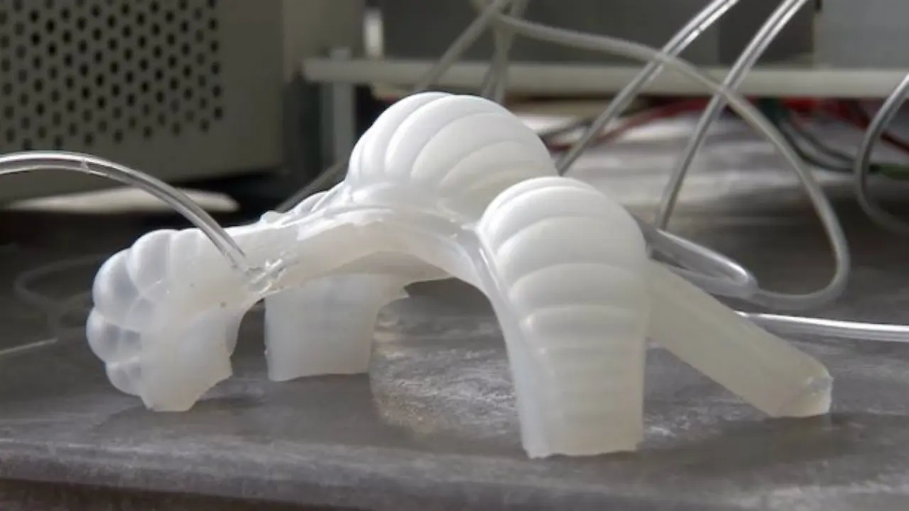 Soft robots, robot 'squishy' milik NASA yang sedang dikembangkan untuk jelajahi planet lain. Sumber: Geek