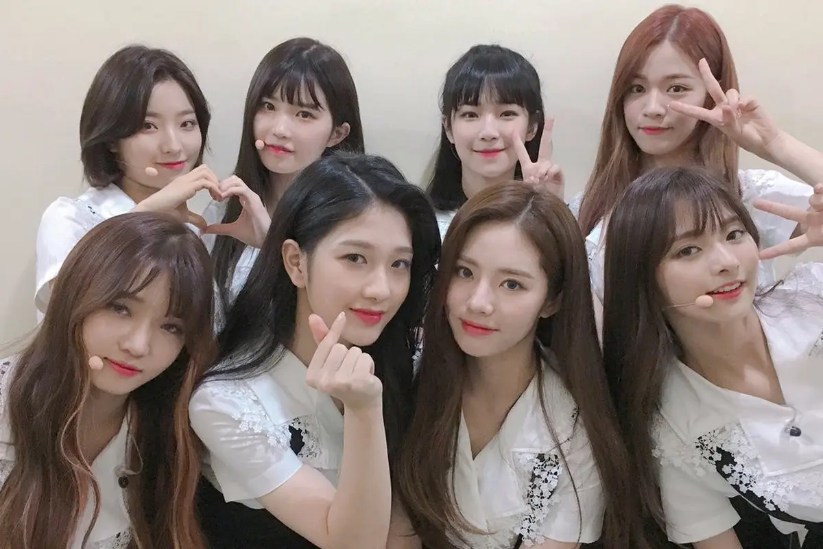 [Bintang] Lirik Lagu fromis_9, DKDK