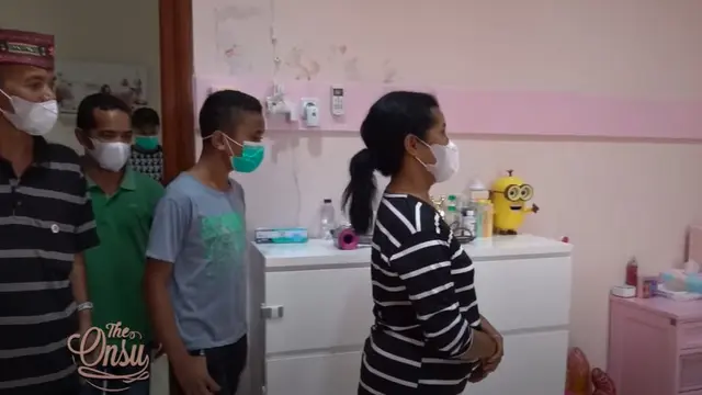 6 Momen Keluarga Betrand Peto dari NTT Keliling Rumah Ruben Onsu, Terharu