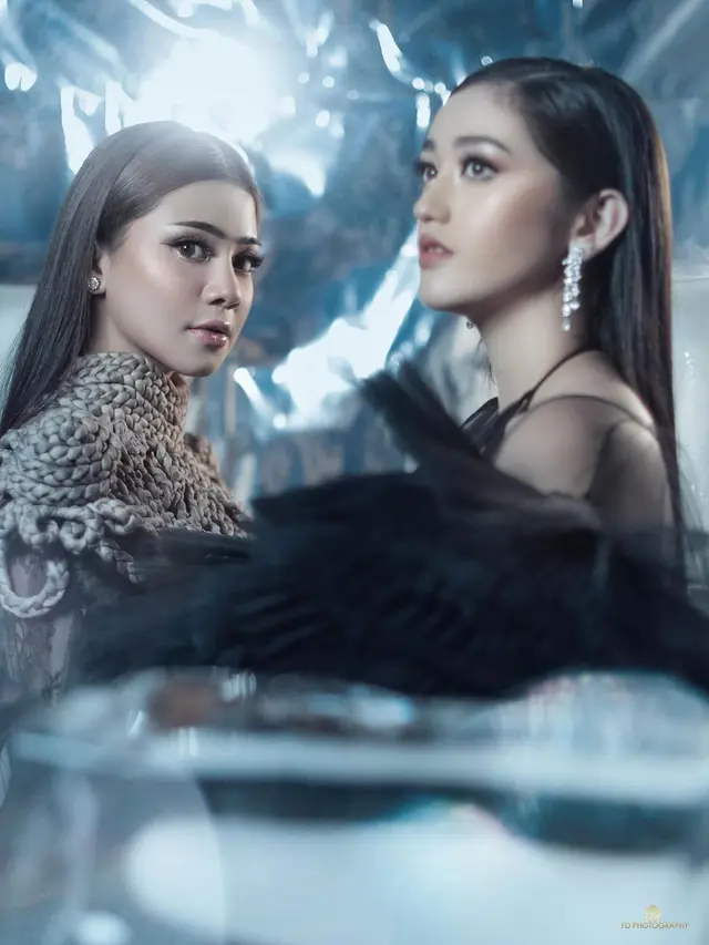 6 Pemotretan Ranty Maria Bareng Felicya Angelista Bertema Stone Cold Quuen