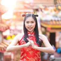 ilustrasi merayakan Tahun Baru Imlek/Take Photo/Shutterstock