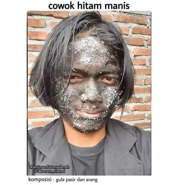 6 Outfit Absurd dari Khoirul Anam Ini di Luar Nalar, Out of The Box