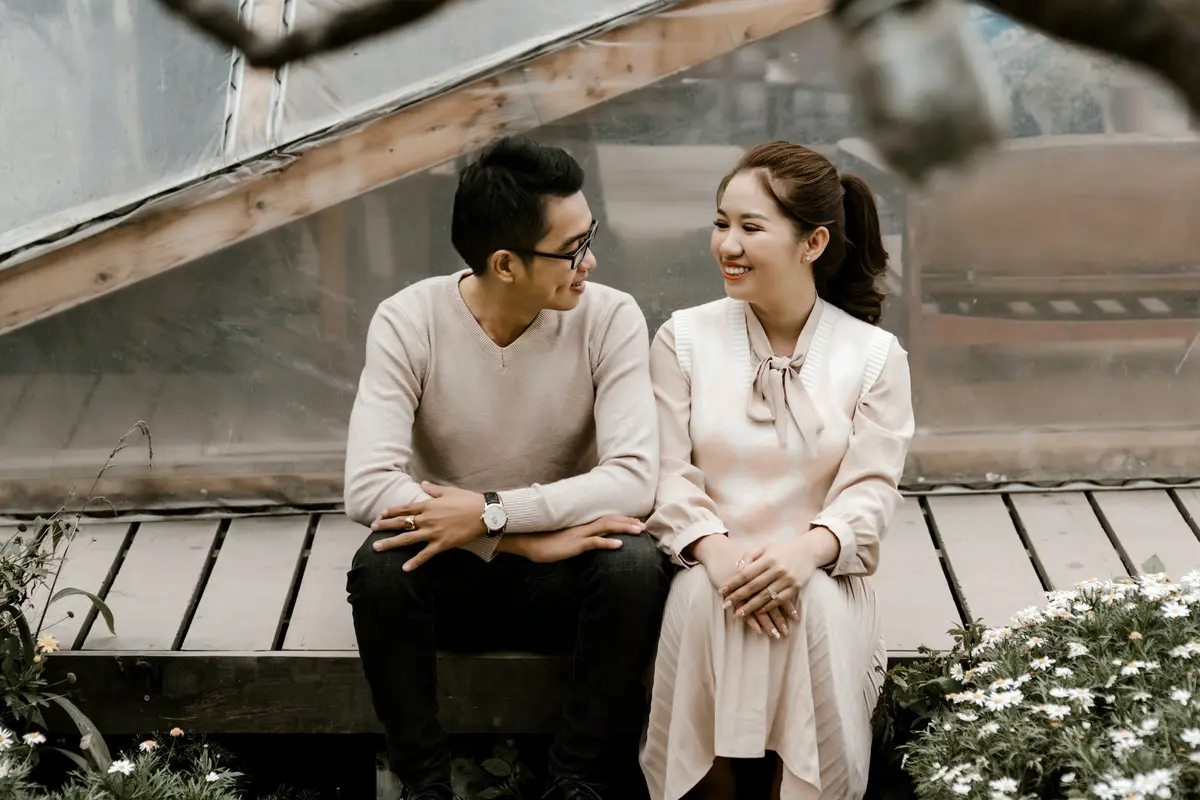 pasangan bahagia