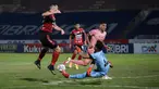 Bali United harus menelan pil pahit usai kalah 0-1 dari Madura United dalam laga pekan ke-16 BRI Liga 1 2021/2022 di Stadion Sultan Agung, Bantul, Kamis (9/12/2021). Padahal andai menang, Serdadu Tridatu bakal naik ke posisi runner-up klasemen sementara. (Bola.com/Bagaskara Lazuardi)