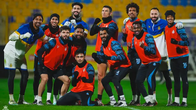 Foto: Hangatnya Kebersamaan Ronaldo Bersama Keluarga Barunya di Al Nassr, Penuh dengan Kegembiraan