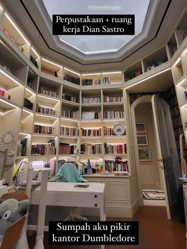 [Fimela] Dian Sastrowardoyo