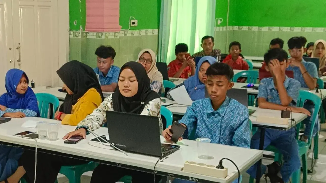 Para Siswa SMPLB  di Probolinggo ikuti ANBK 2022. (Istimewa)