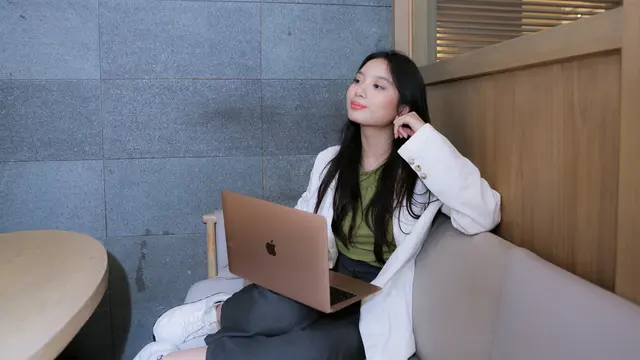 wanita januari berani membuktikan diri