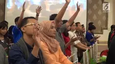 Sejumlah tokoh lintas agama menghadiri perayaan Natal di Surabaya.