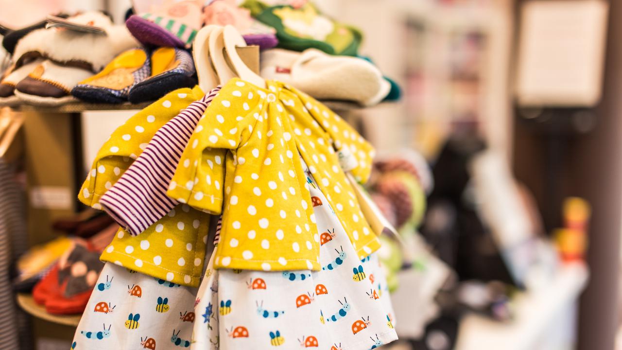 Beri Kenyamanan Maksimal, Berikut Cara Tepat Memilih Cairan Pewangi Pakaian untuk Bayi