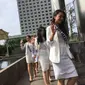 Finalis Putri Indonesia menyambangi Gedung KPK (Liputan6.com/ Lizsa Egeham)