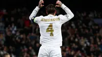 Selebrasi bek Real Madrid, Sergio Ramos usai membobol gawang Galatasaray pada lanjutan Liga Champions, Kamis (7/11/2019). (Dok. Twitter/realmadrid)