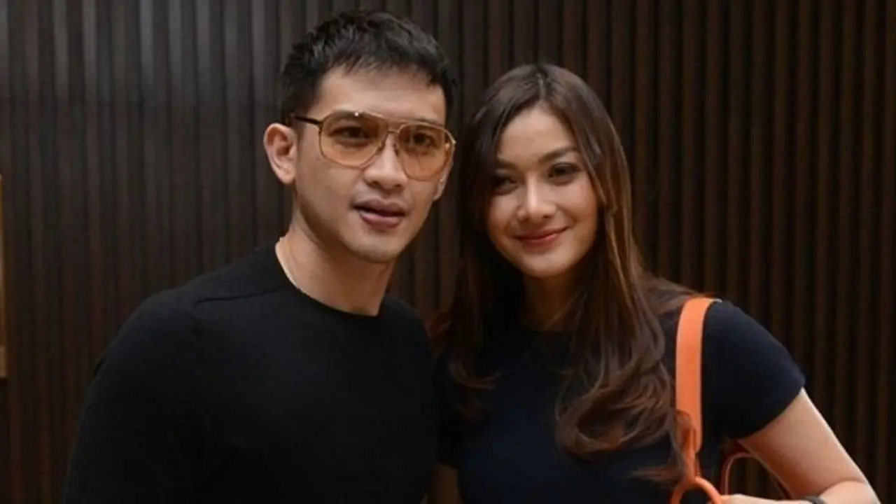 Rezky Aditya dan Patricia Rezer