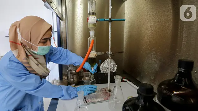 Peneliti LIPI Temukan Daun untuk Menghambat Virus Covid-19 Pusat Penelitian Kimia Puspitek, Serpong.