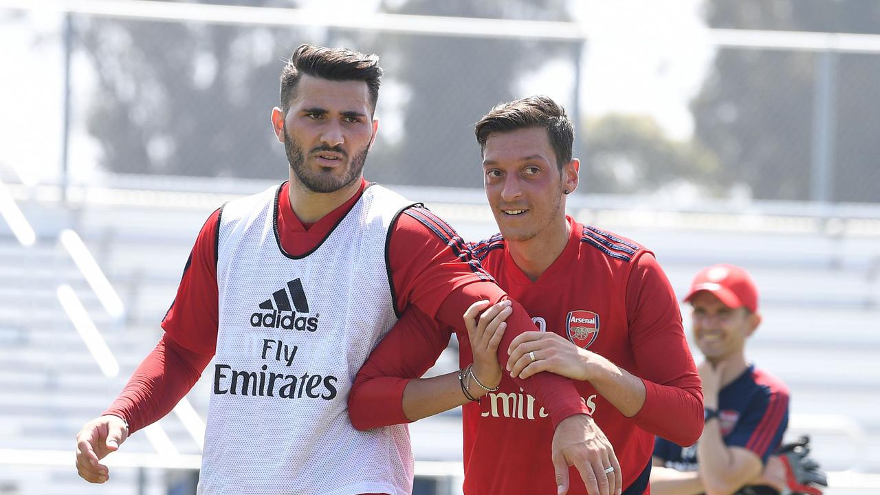 Sead Kolasinac - Mesut Ozil - Arsenal