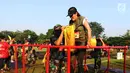 Panitia memberi arahan pada peserta dalam ajang Komando Warriors II di Kompleks Kopassus Cijantung, Jakarta, Minggu (6/5). (Liputan6.com/Angga Yuniar)