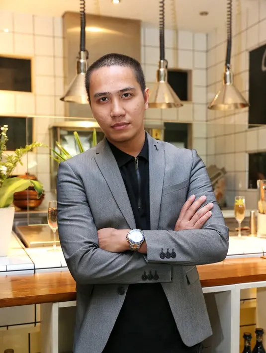 Selain melempar single berjudul Kau dan Aku Satu, Ressa yang sudah 12 tahun berkecimpung di dunia musik, juga akan merilis mini album. Menurut rencana, akan dirilis setelah lebaran. (Adrian Putra/Bintang.com)