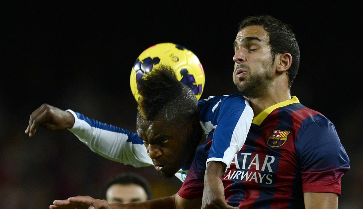 Martin Montoya juga merupakan produk La Masia dan bergabung dengan tim Barcelona senior pada tahun 2011. Sayangnya, Montoya hanya bermain sebanyak 45 kali dan mencetak satu gol. (AFP/Lluis Gene)